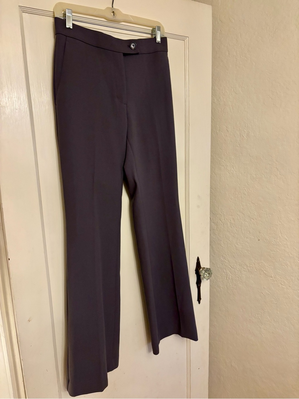 Women's Straight-Leg Dress Pants in Charcoal Gray